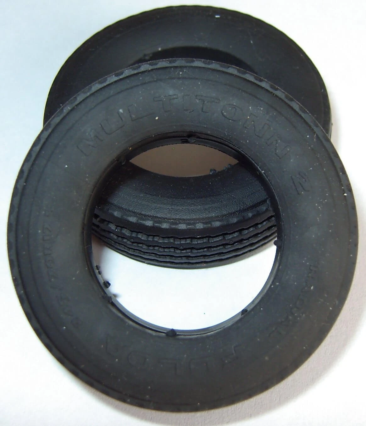 2 Tiefladerreifen FULDA MULTITONN 245/70 R17.5 – Bild 2